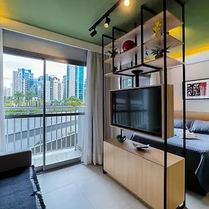 Novissimo, Completo E Muito Bem Localizado Apartamento